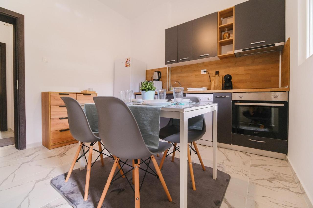 Apartment In The City Center Plovdiv Esterno foto